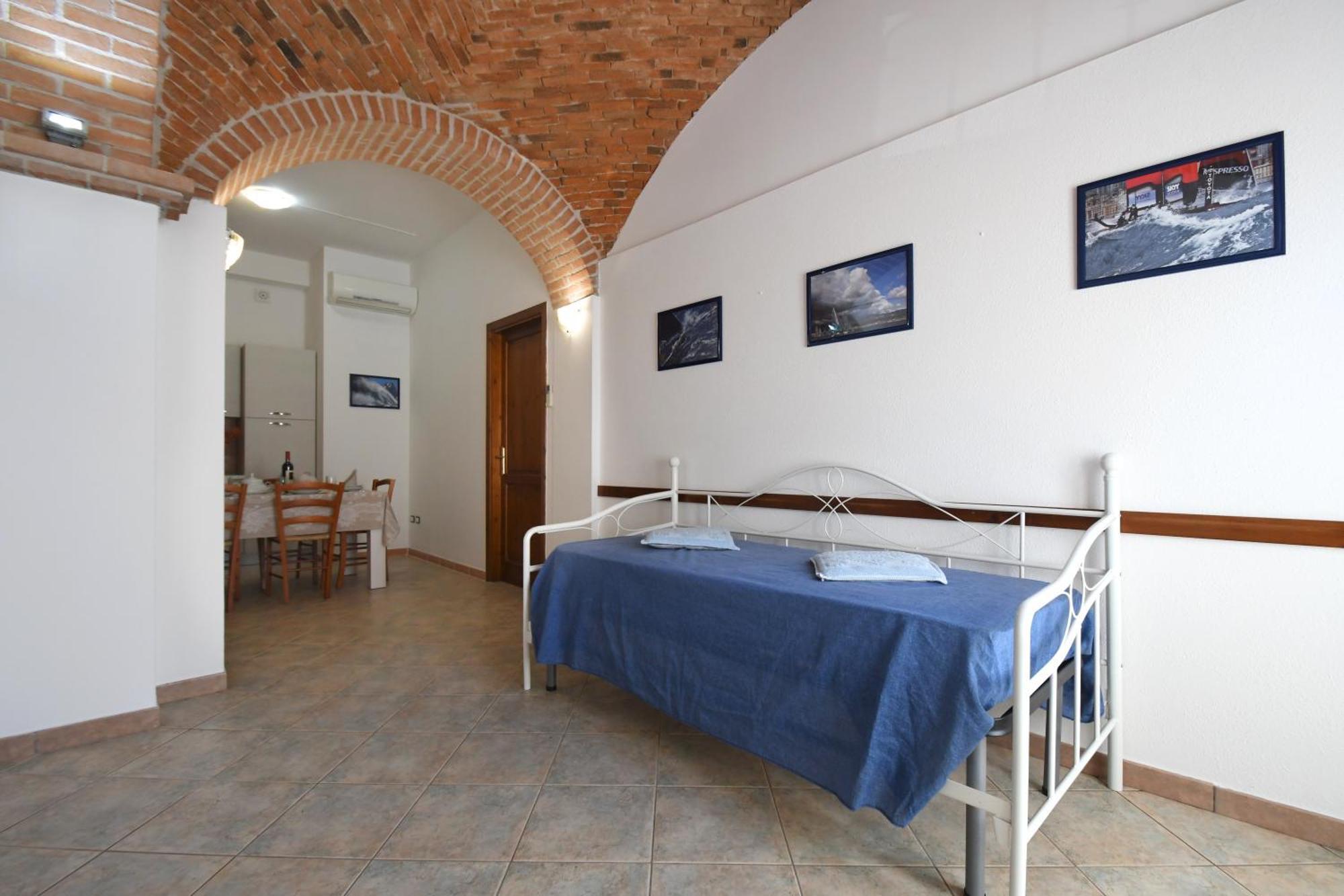 Residenza Maria Antonia - Historical Suite Orosei Bagian luar foto